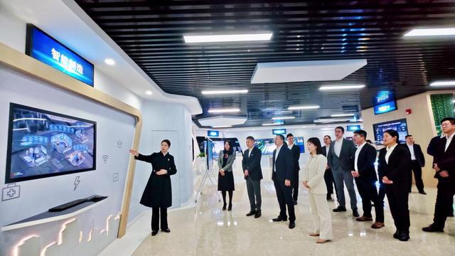 疗与华为签署合作协议 携手开启跨界融合与数智发展的新范式麻将胡了2游戏入口AI 引领 “华”“力” 同心 塞力医(图3)