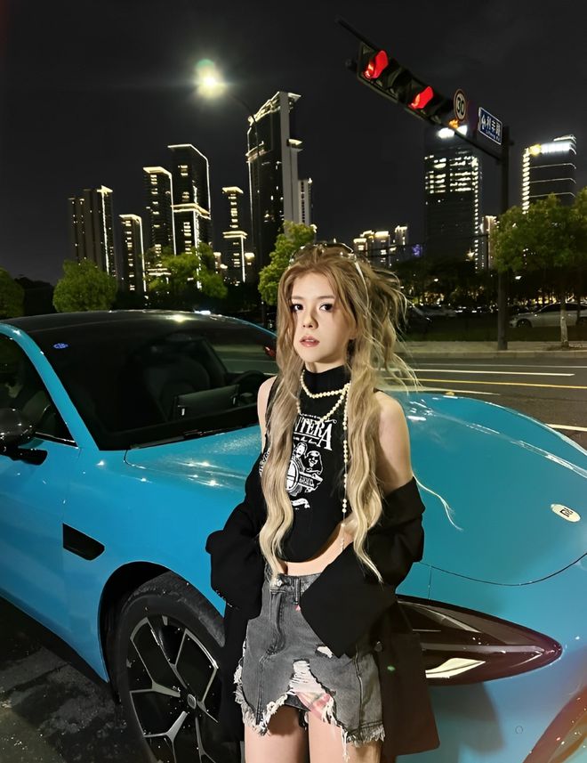 质量都这么高的吗？仙女也就长这样吧PG麻将胡了2小米SU7的美女车主(图10)
