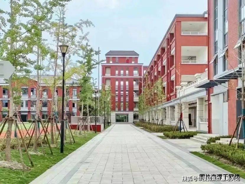 销售中心(）-小区环境-户型-价格-地址-楼盘详情-周边配套-售楼处电话PG电子游戏麻将胡了招商中旅·揽阅(售楼处电话)招商中旅·揽阅首页网站-(图8)